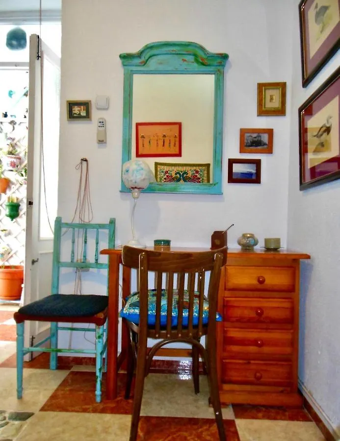 Habitaciones La Pepa Cadiz 0*,  Spain